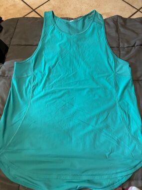 lululemon athletica Women's Teal Tank Rash Guard